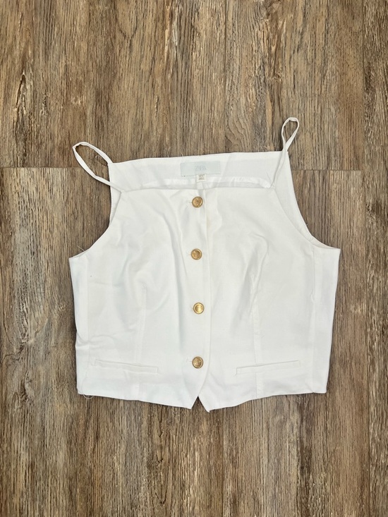 Zara Tops - Zara Crop Tank with Gold Buttons